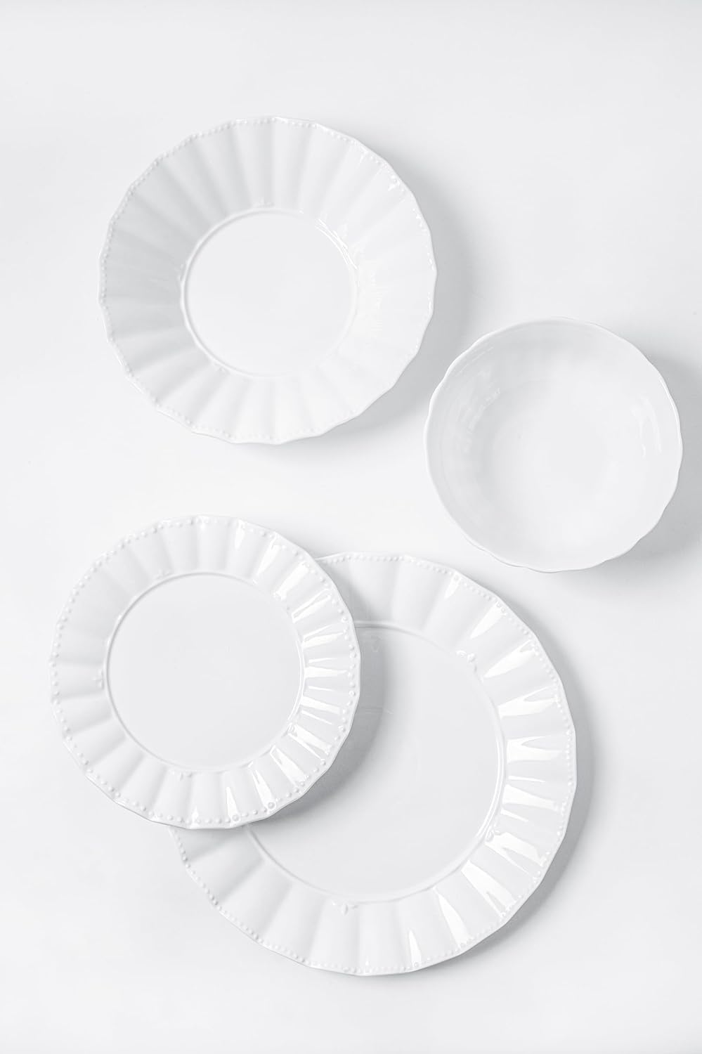 Plates and Bowls Sets, 16 Piece Dinnerware Sets, Porcelain Dinner Set with Plates and Bowls, Ceramic tableware, Modern Bone China Dish Set for 4, Wavy Pattern