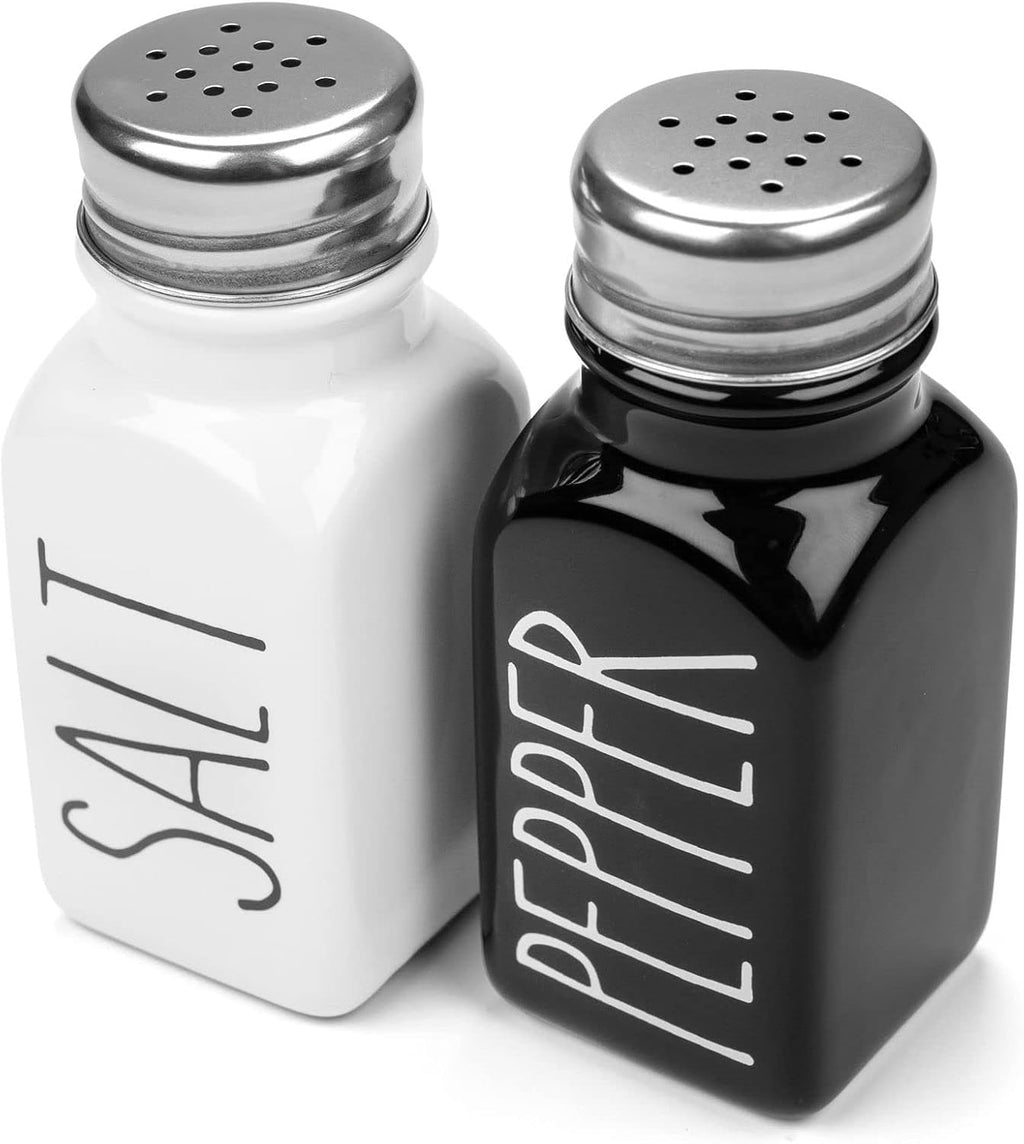 Heartland Home Farmhouse Ceramic Salt and Pepper Shakers Set with Extra Lids. 100% Stoneware Salt and Pepper Shaker Set. Black Pepper and White Salt Shaker with Lid x4. Kitchen Salt Pepper Shakers