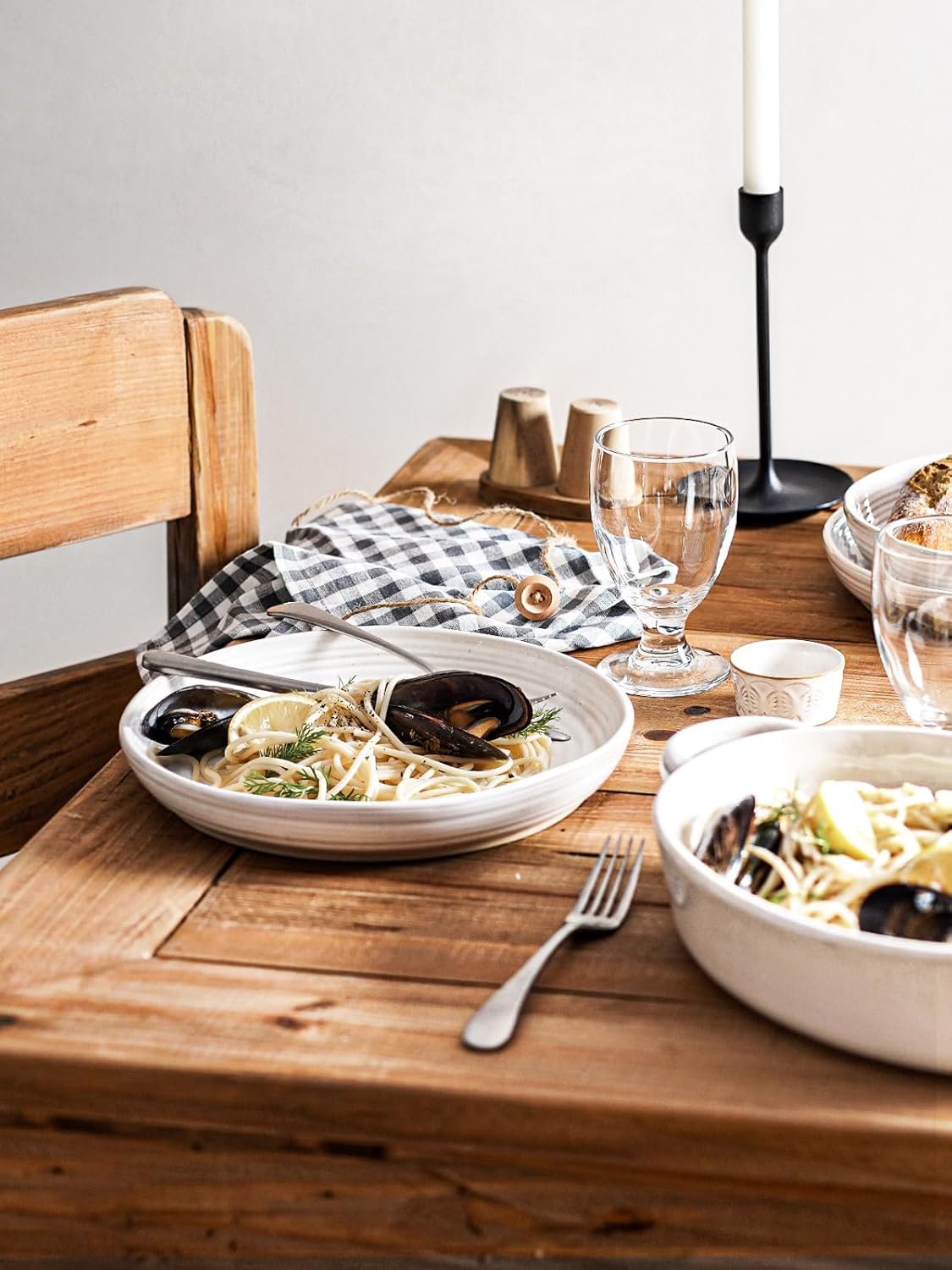 LE TAUCI Dinnerware Sets 12 PCS, Ceramic Plates and Bowls Set, For Housewarming (28 oz Cereal Bowl+ 8" Salad Dish+10" Dinner Plate) x 4, Oven safe, Arctic White