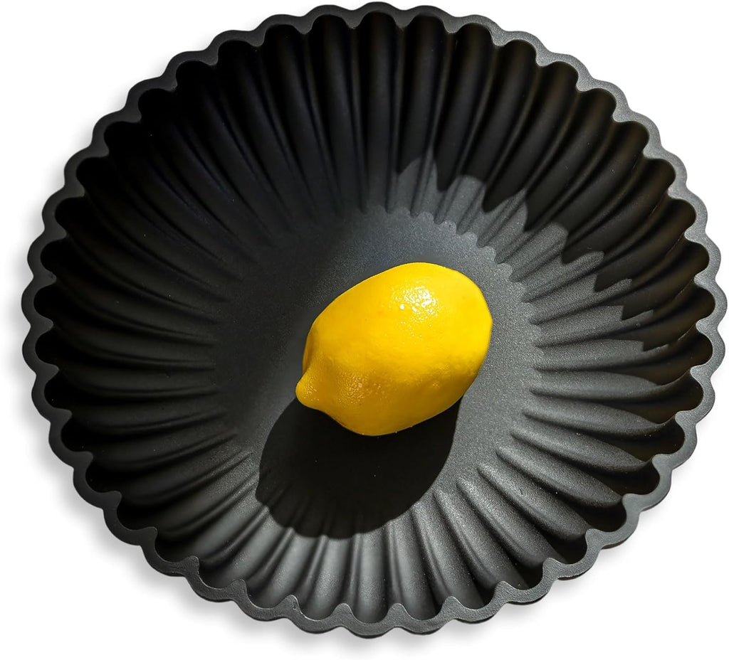 Hanobe Black Decorative Bowl Decor: Modern Resin Scalloped Ruffle Key Tray for Home Living Entryway Coffee Tables Centerpiece 9.45" Fruit Bowls for Dinning Kitchen Counter