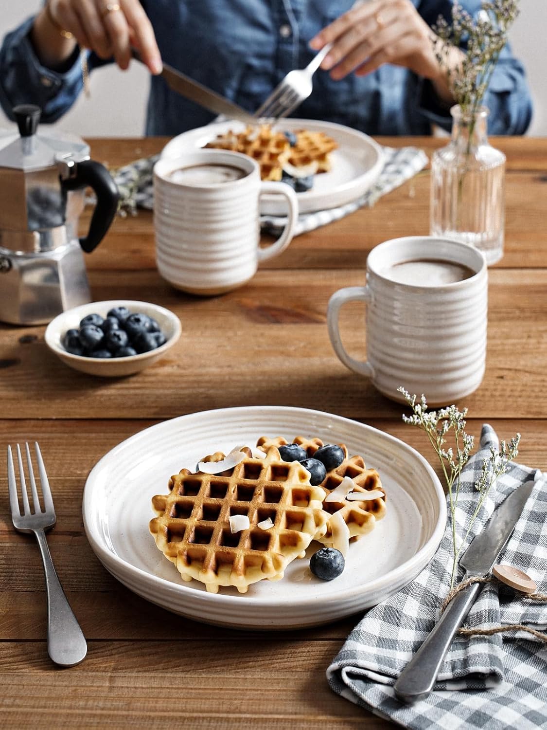 LE TAUCI Dinnerware Sets 16 PCS, Stoneware Plates and Bowls Set, House Warming Wedding Present, Serve for 4 (10" Dinner Plates + 8" Salad Dish + 28 oz Cereal Bowl+12oz coffee mugs) x 4, Arctic White