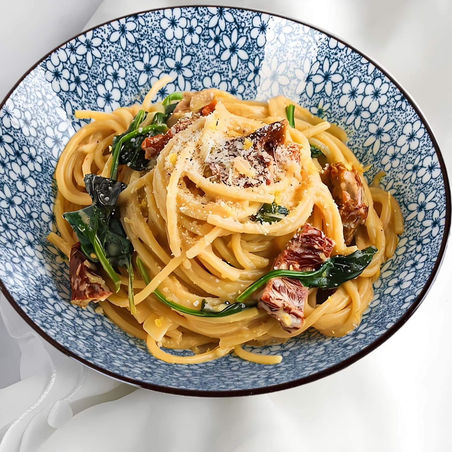 38 oz Japanese Ramen Bowls Set of 4, Large Pho Bowls, 8 Inch Ceramic Blue and White Soup Bowls, Floral Pattern