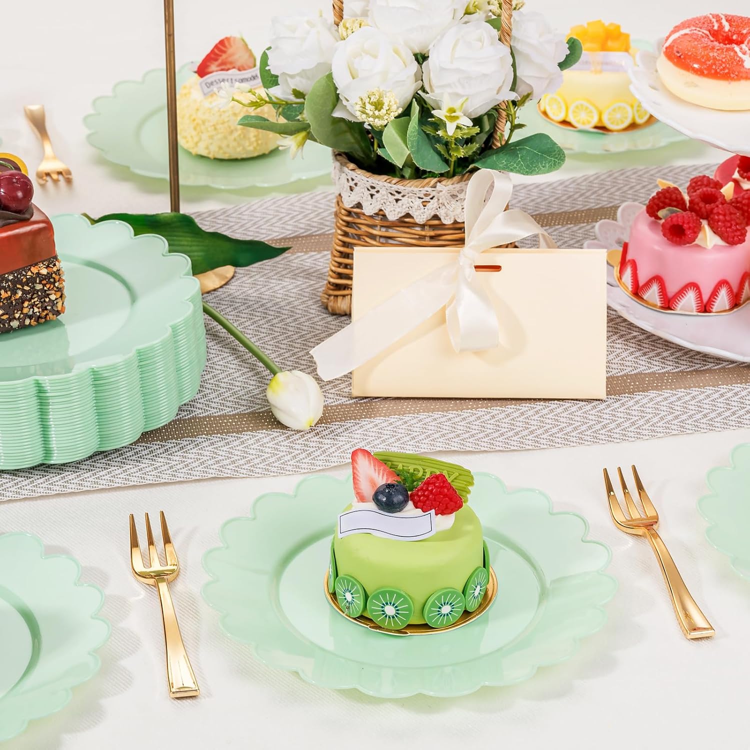 LIYH 200 Pcs Sage Green Plastic Disposable Plates and Gold Forks 7.5 Inch Scalloped Dessert Appetizer Plates, Cake Forks 5" for Wedding Holiday Party Self-Service Dining Table Decoration