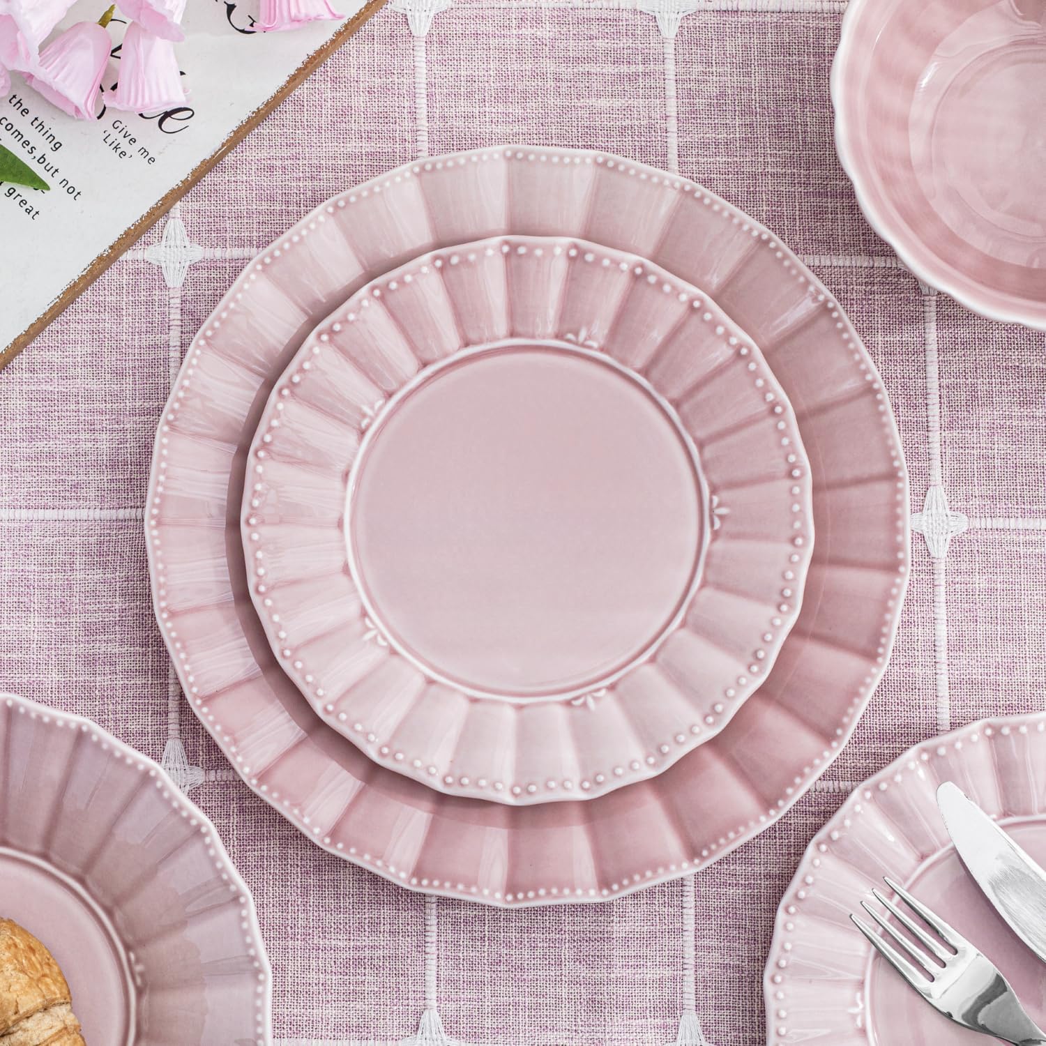 Plates and Bowls Sets for 4, 16 Piece Dinnerware Sets, Porcelain Plate set, Ceramic dish set, Wedding kitchen & dining, Microwavable Dreamy Sakura Pink