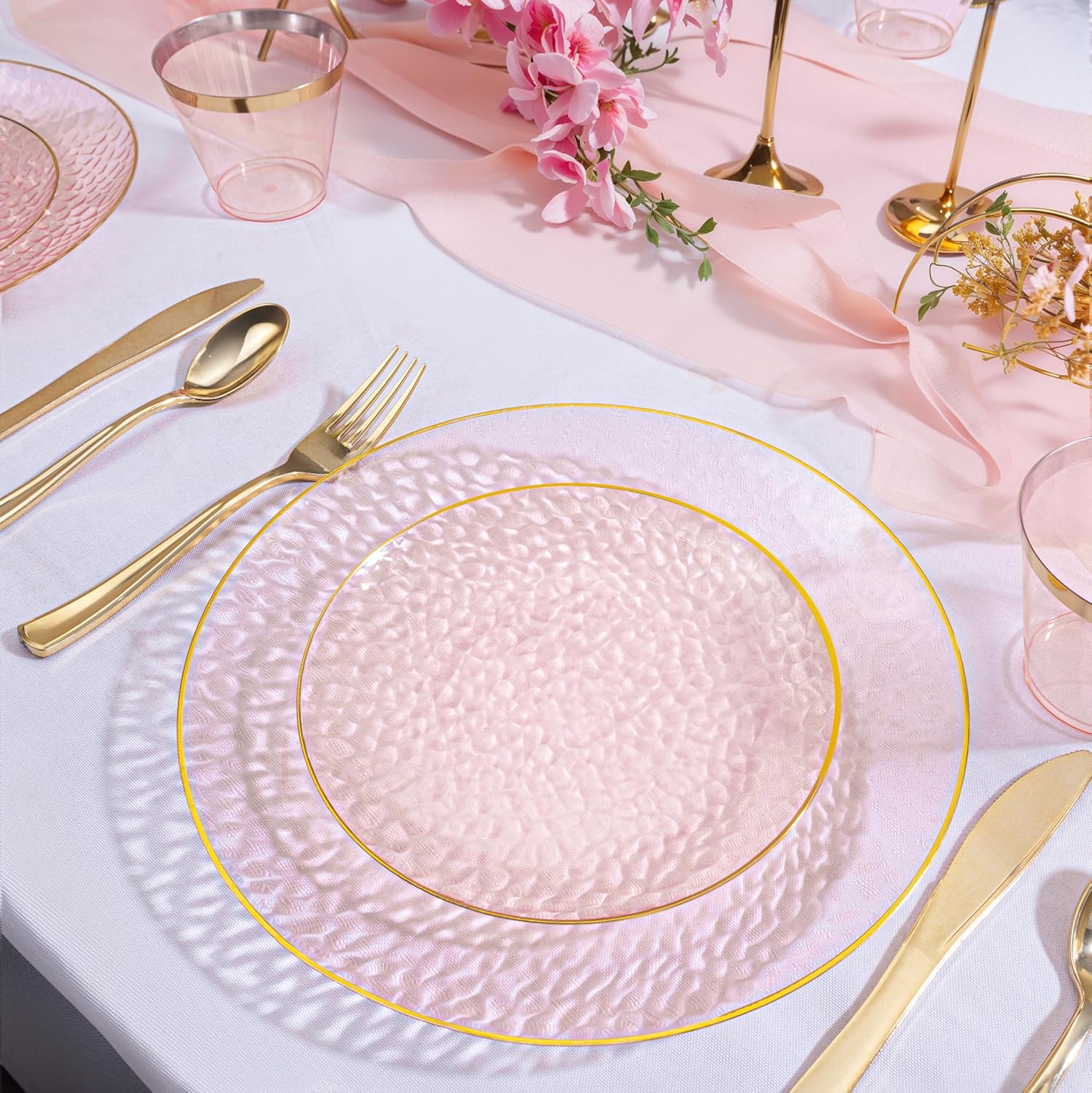 DaYammi 100 Pcs Pink Gold Dessert Plates hammered party plates, Pink Disposable Plates With Gold Rim, 7 Inch Dessert Platos Disposable, Plastic Appetizer Plates Perfect for Mother's Day